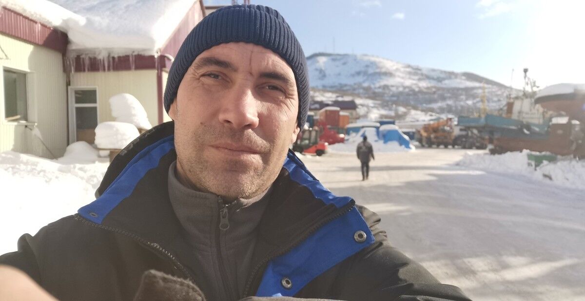  18779369  , 49 ,    -