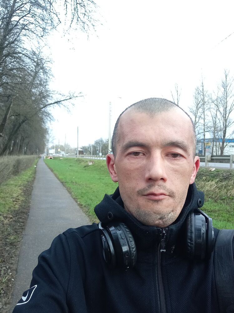  42503139  , 34 ,    