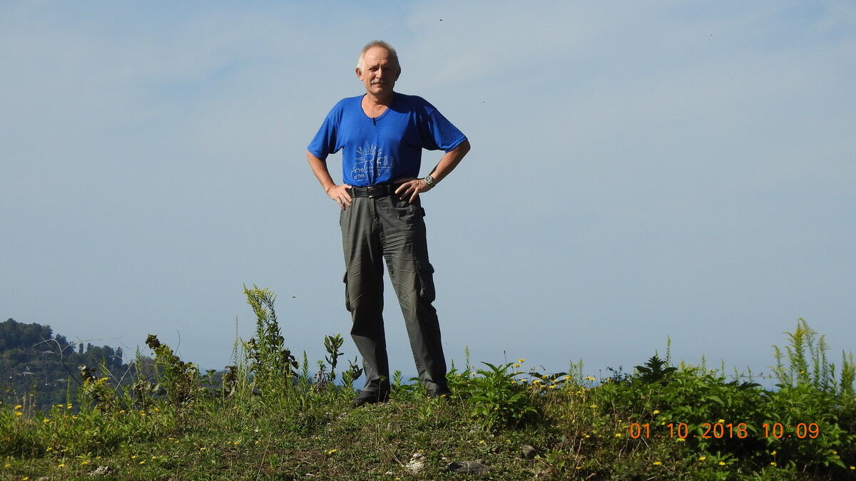  19603319  Maikl, 68 ,    