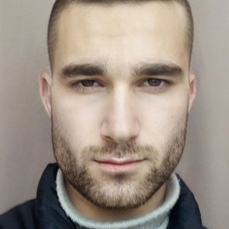  34764049  Narek, 22 ,    