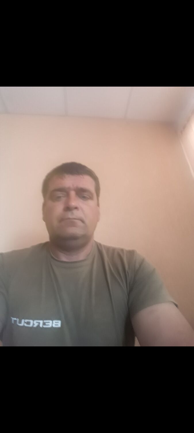 54658269  Serghei, 47 ,    