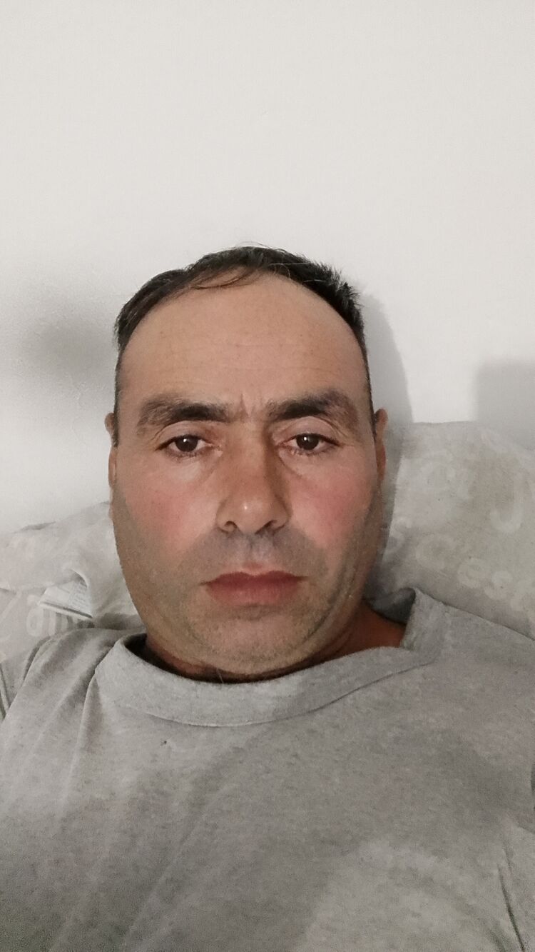  45669409  Nazim, 46 ,    