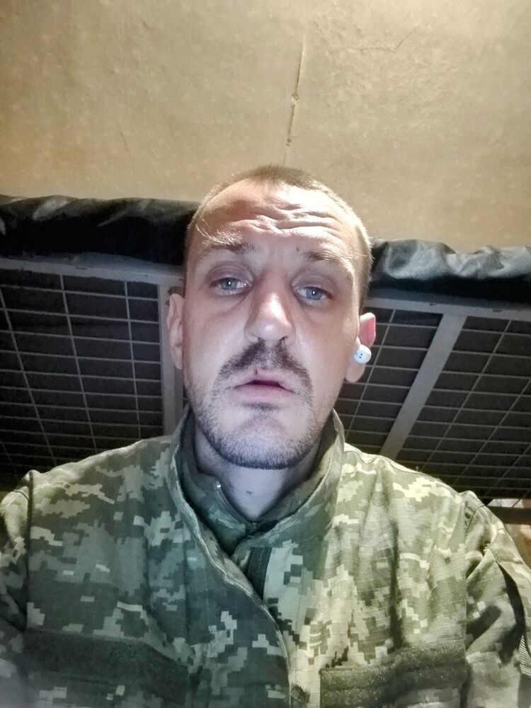 47270549  , 34 ,    