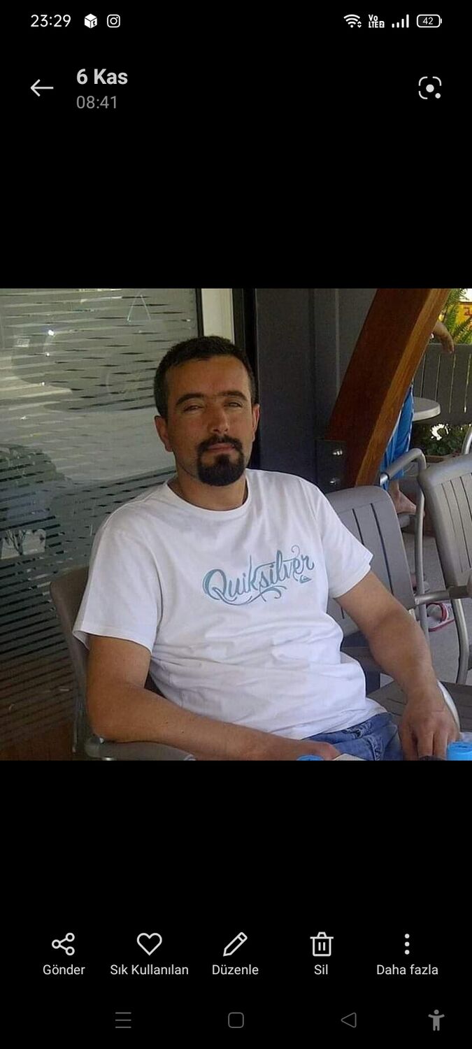  48307289  Ozkan, 44 ,    