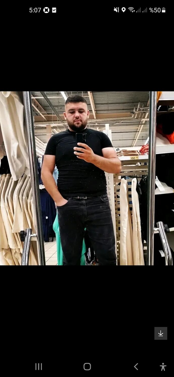  -,   Elmuraz, 27 ,   ,   , c 