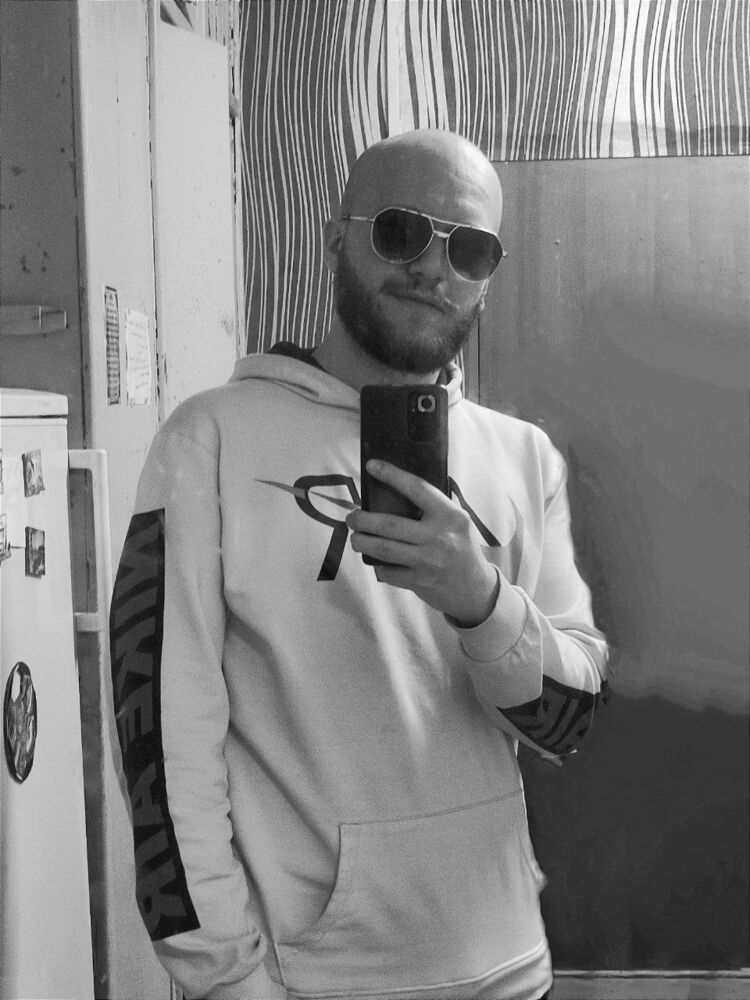  33284579  Klause, 28 ,    