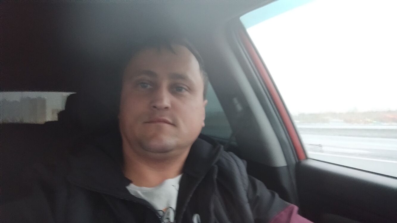  46878609  , 35 ,    