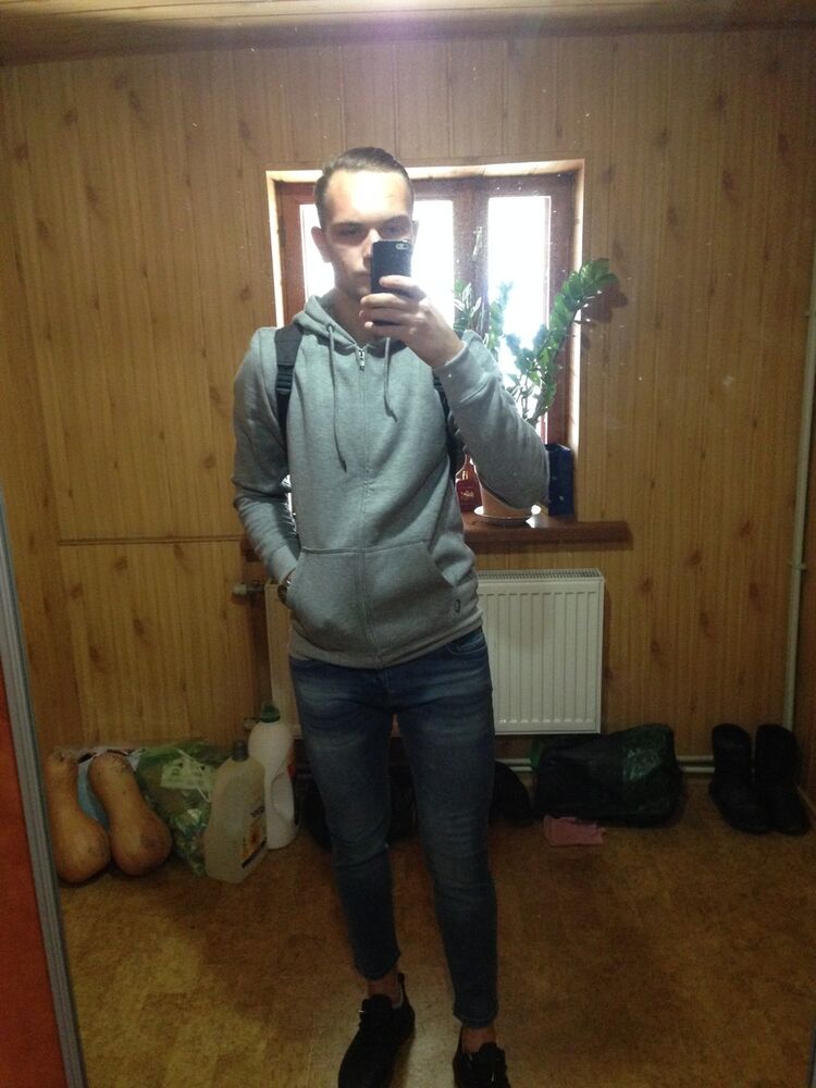  14867979  Oleg, 26 ,    