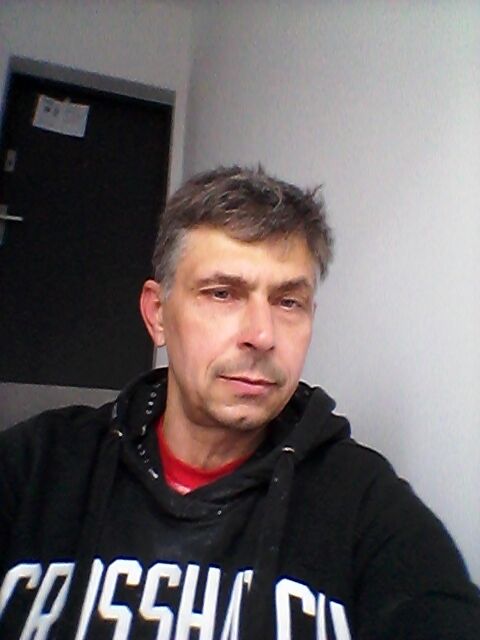  24229759  Actipia, 52 ,    