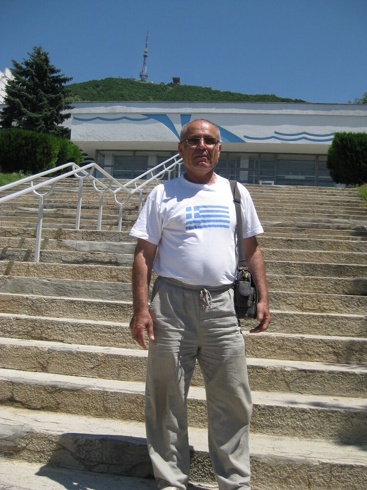  16219889  IORDAN, 71 ,    