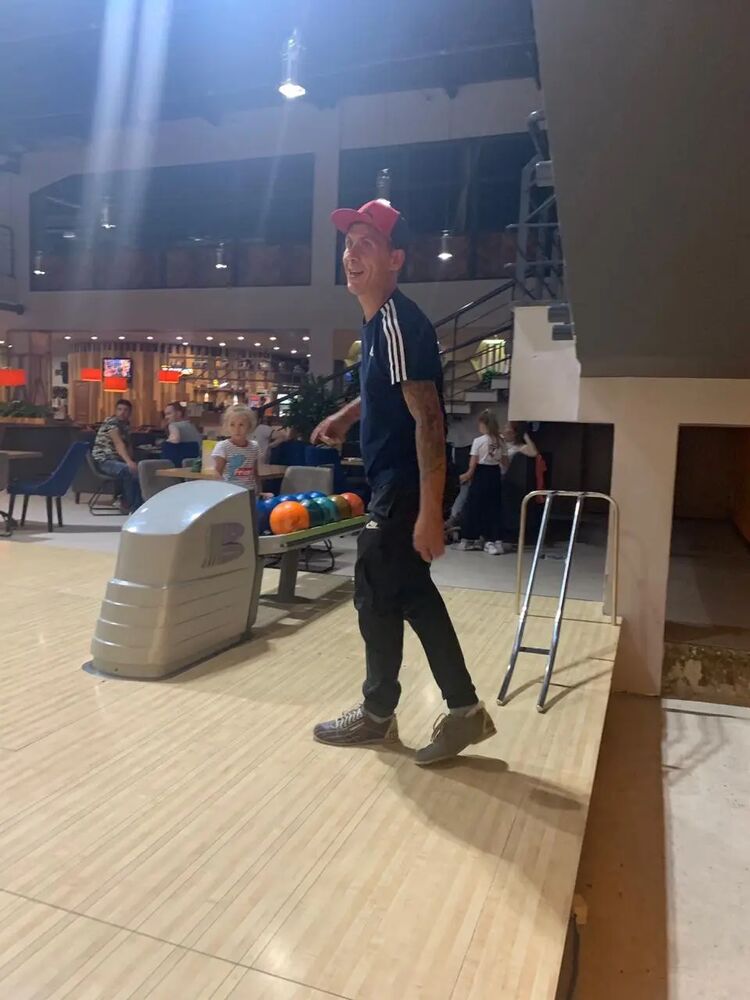  31780569  Evgeny, 45 ,    