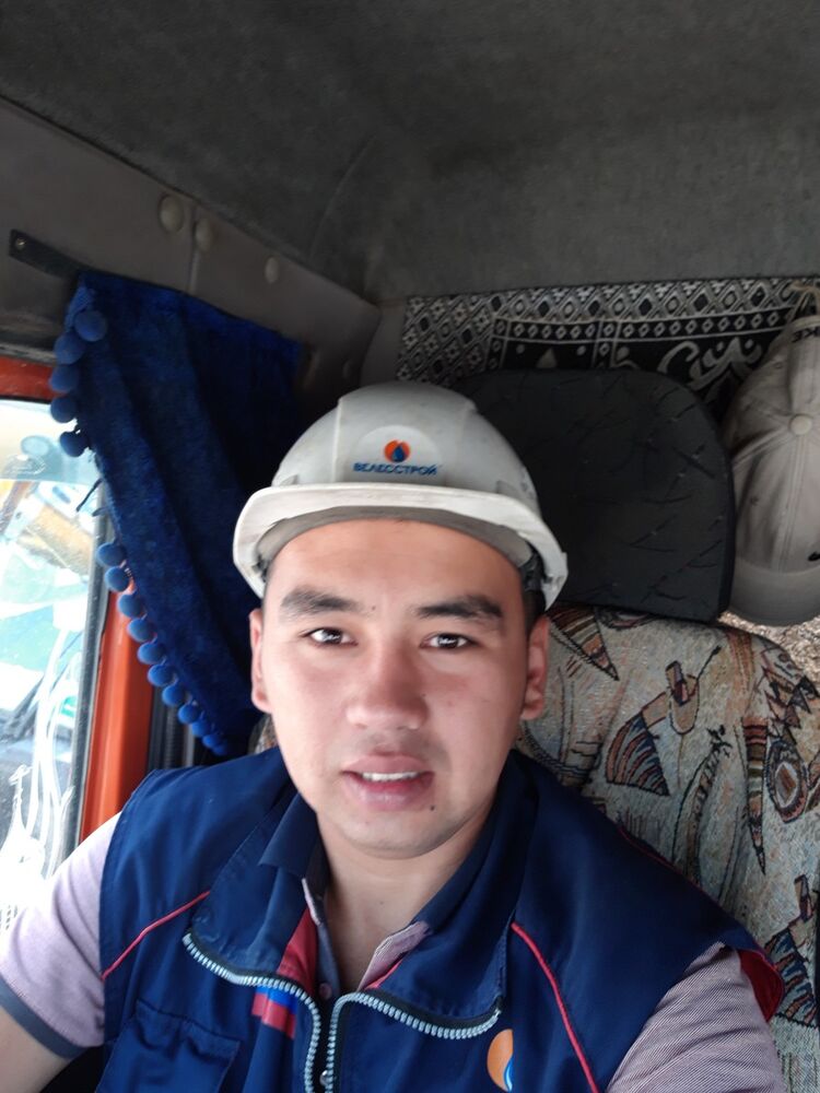  ,   Ularbek, 30 ,   ,   , c 