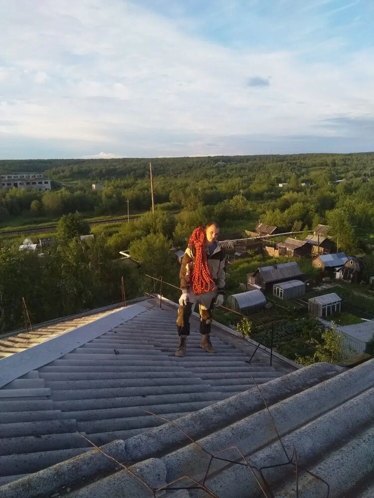  28235949  , 35 ,    