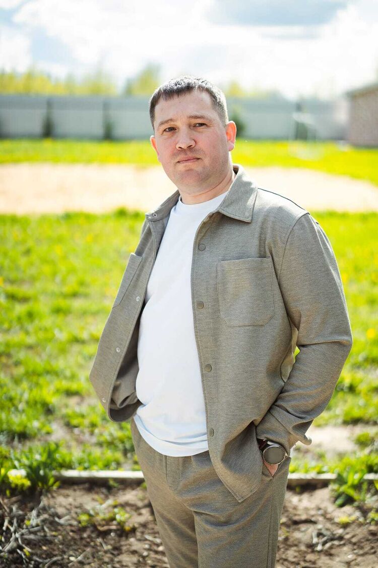  54523679  , 34 ,    -