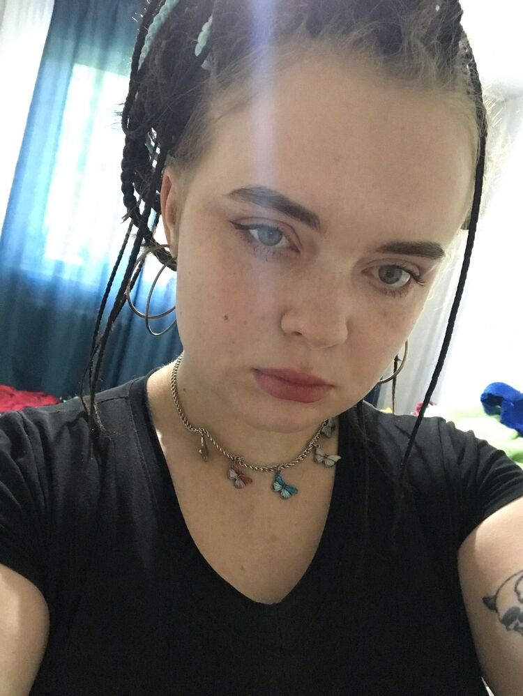  28057299  , 23 ,    