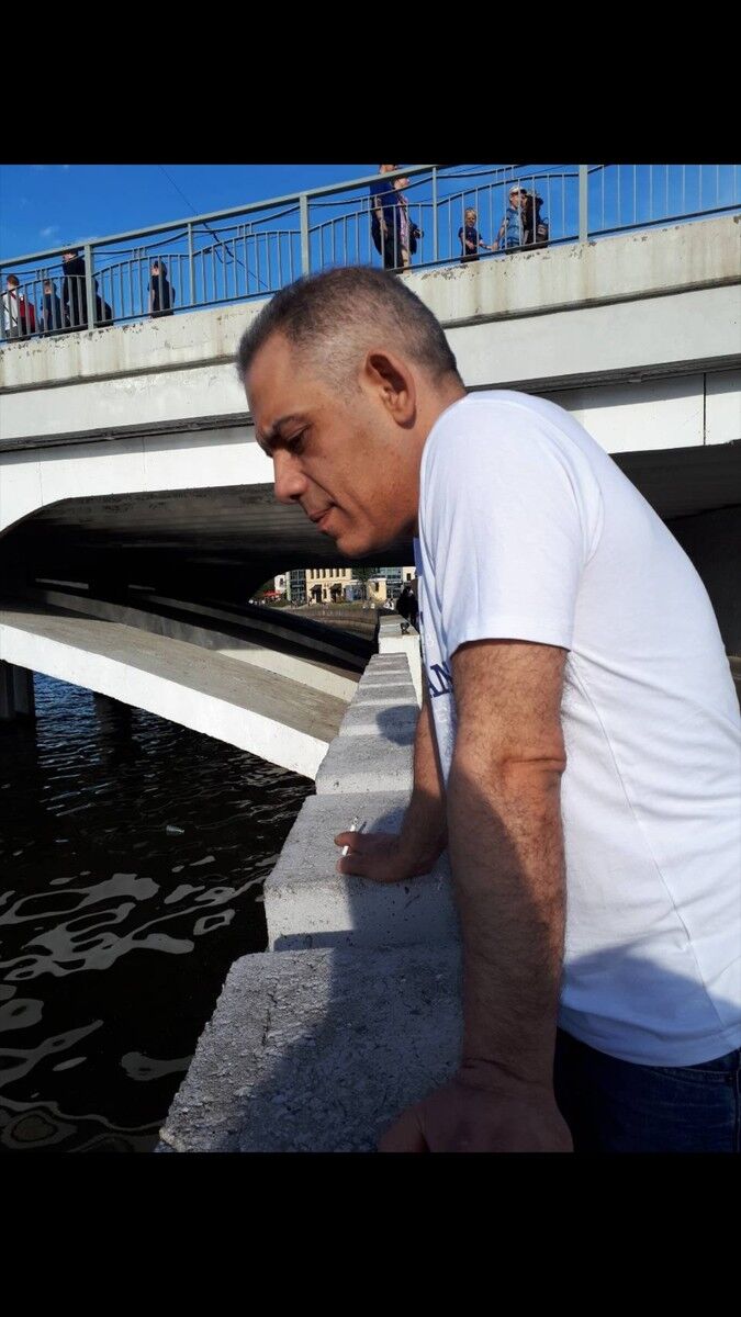  ,   Toni, 44 ,   ,   , c 