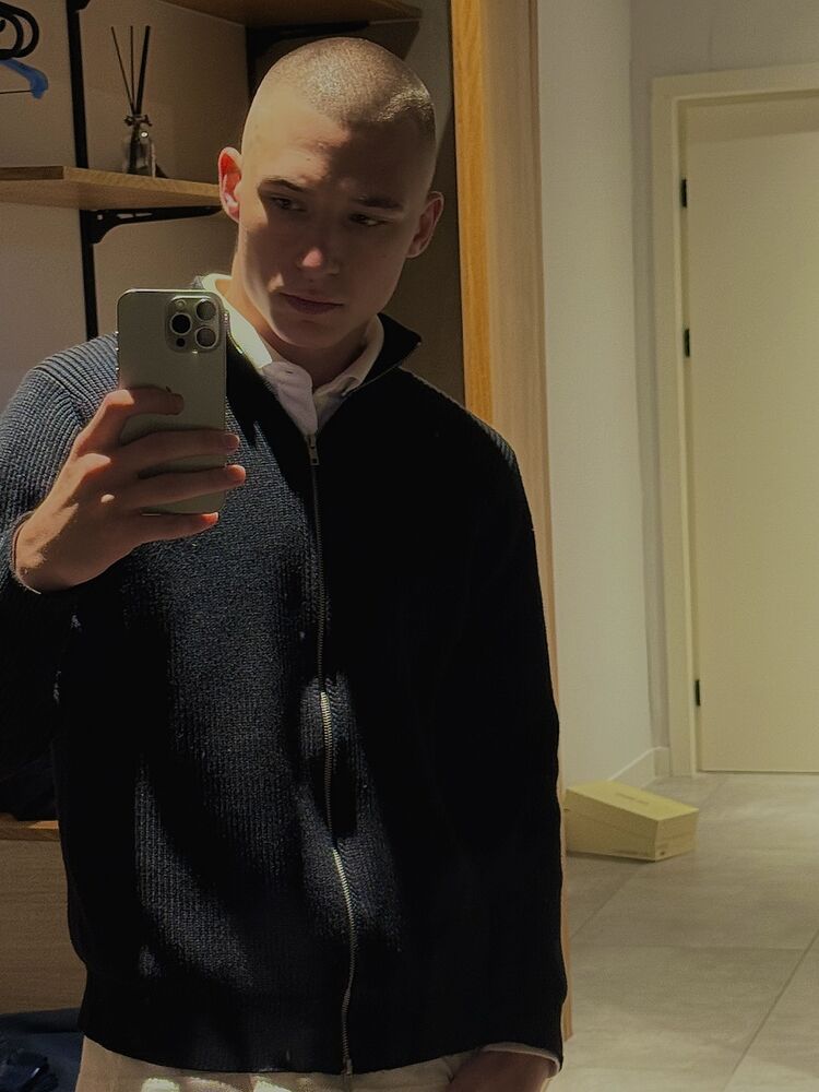  ,   Stefan, 23 ,   ,   