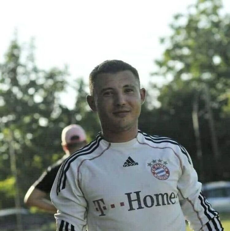  53746349  Vadim, 31 ,    