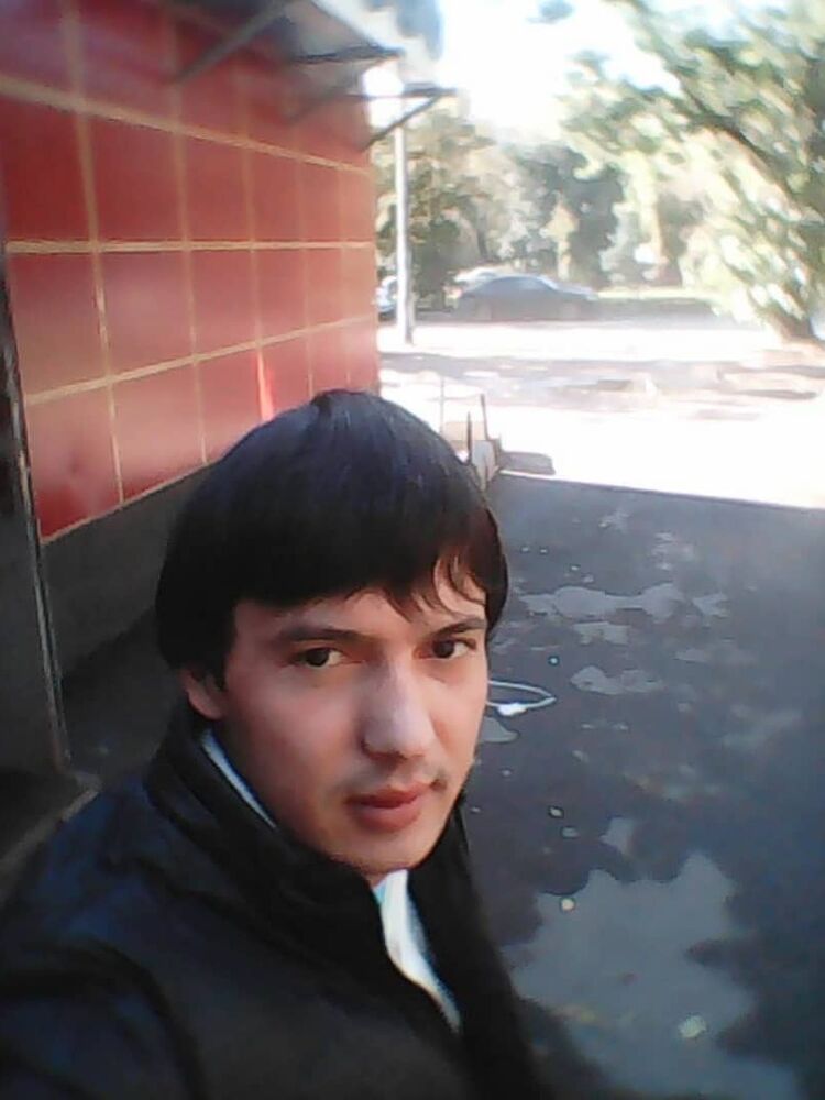 52327619  D, 31 ,    