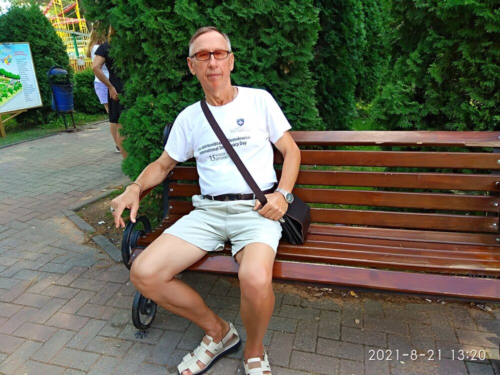  -,   Alexander, 56 ,   ,   , c 