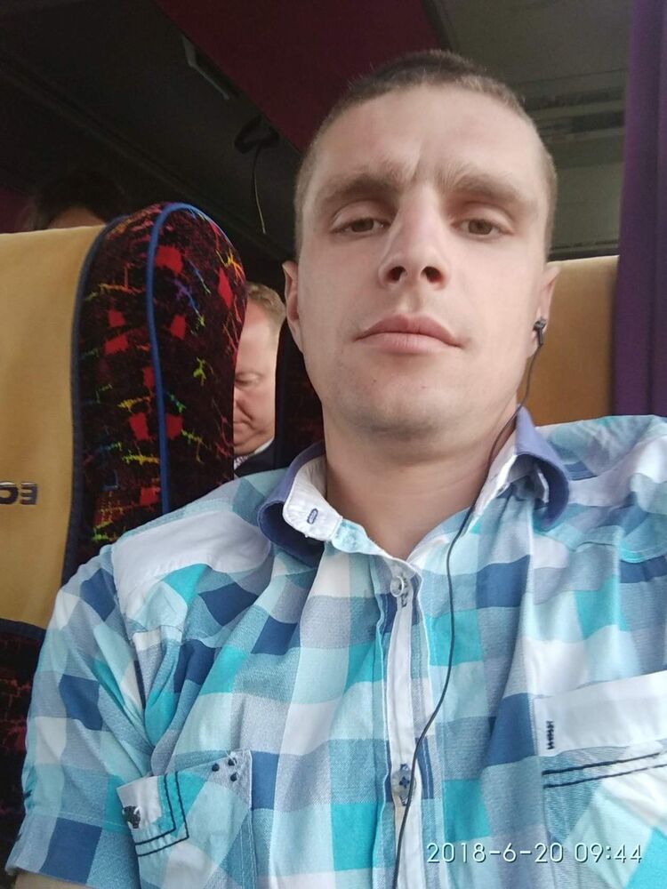  ,   Sergei, 35 ,   ,   , c 