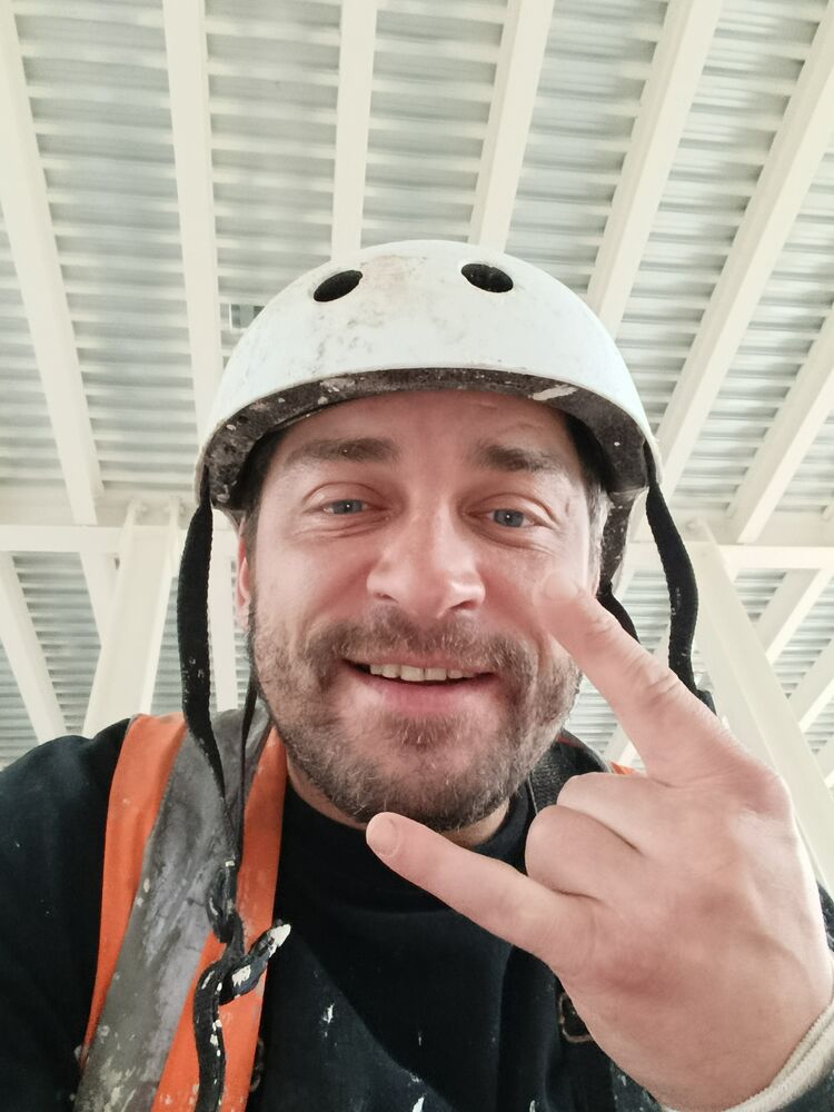  53695269  , 35 ,    -