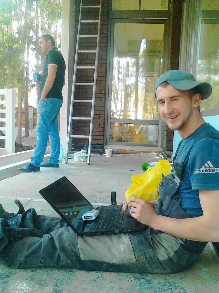 17605349  Dima, 32 ,    