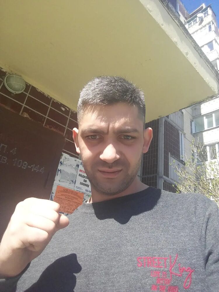  31526319  , 34 ,    