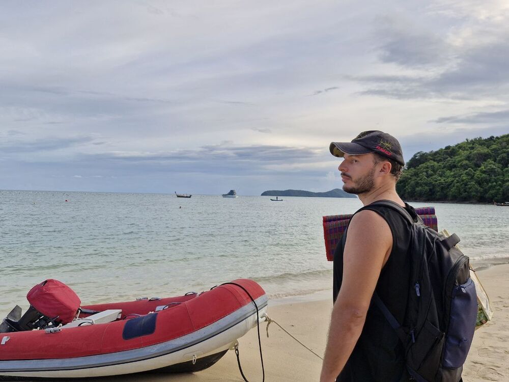  Bang Kruai,   Kirill, 33 ,   ,   