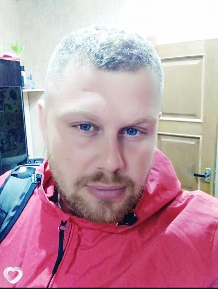  27549959  ANDREI, 36 ,    
