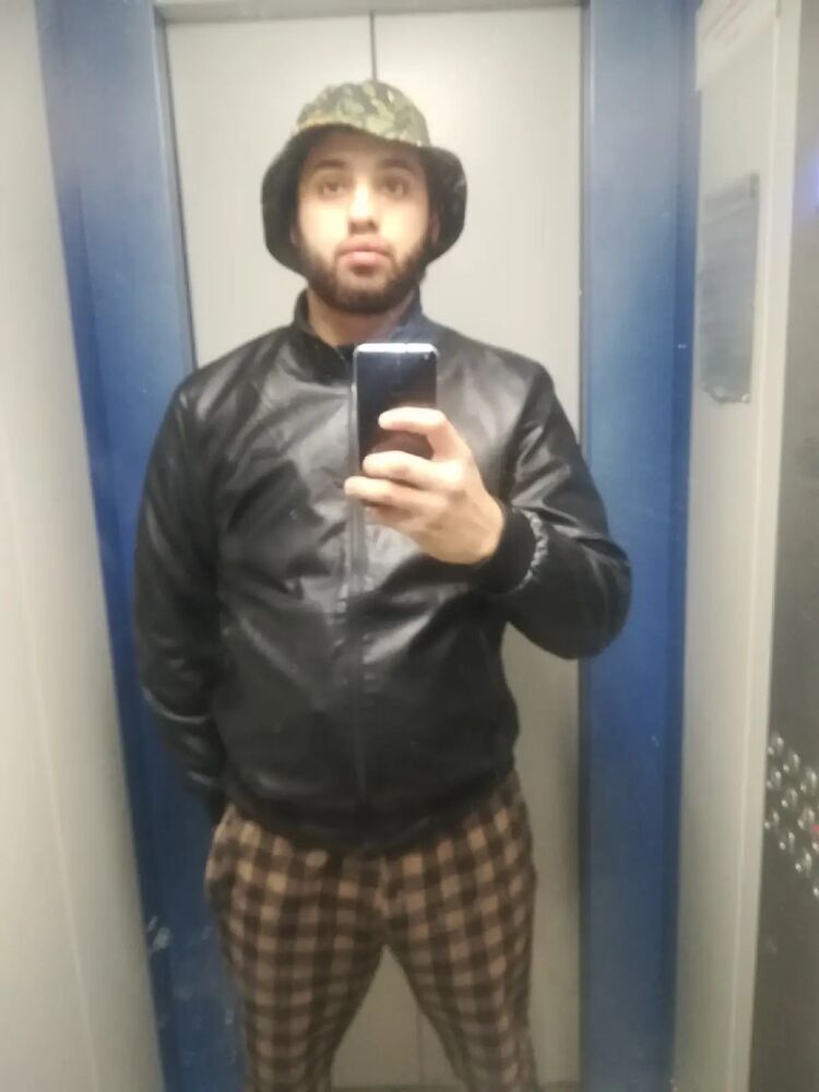  31039749  Ratmir, 31 ,    