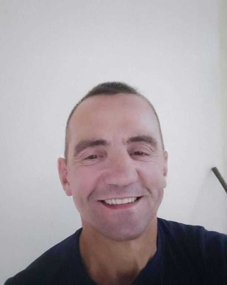  41771319  , 52 ,    