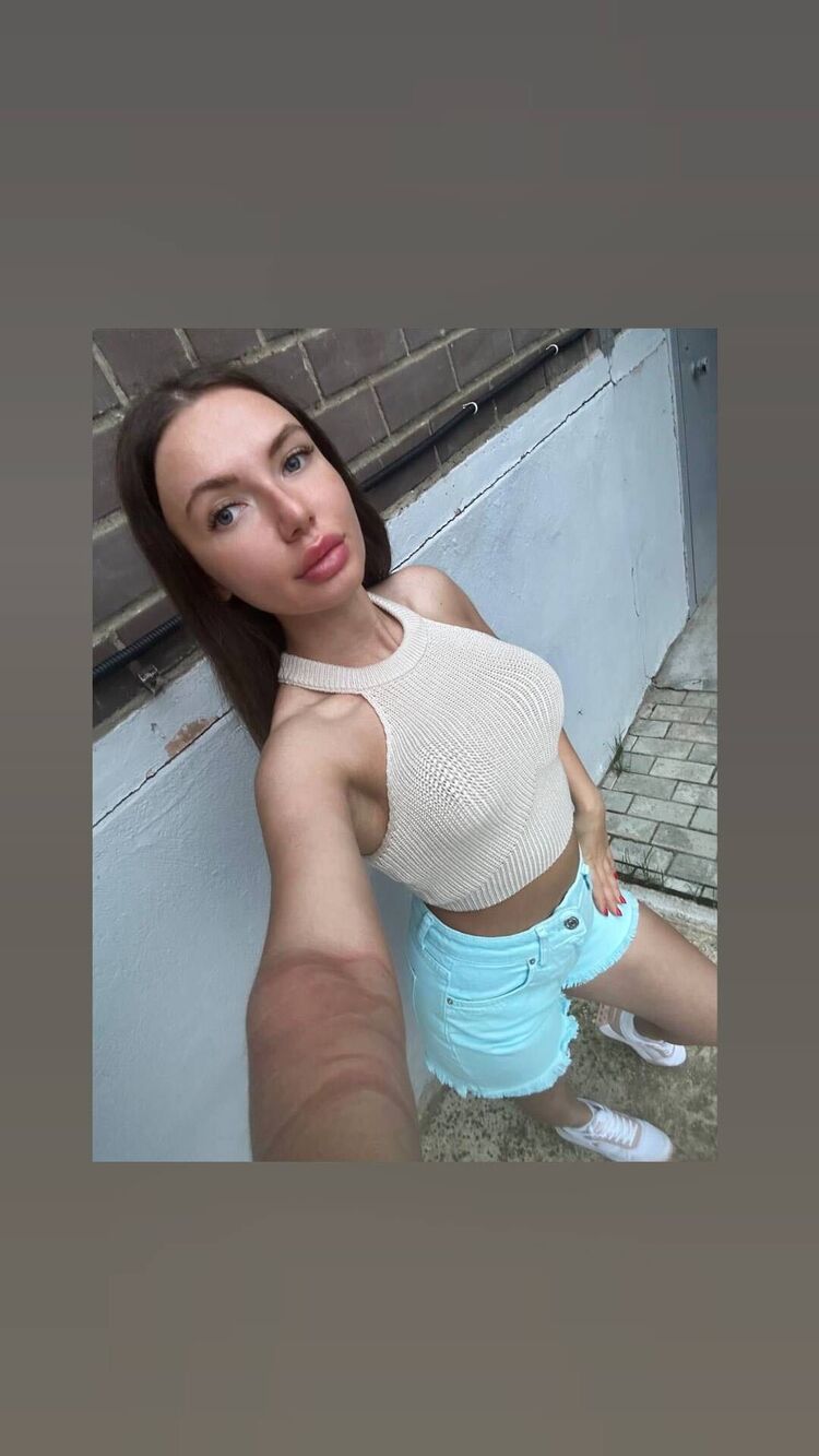  53812289  , 25 ,    -