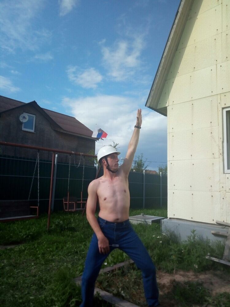  43821019  Alex, 47 ,    -
