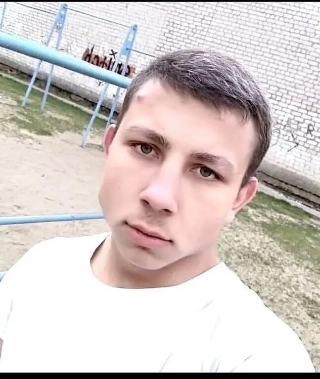  49441539  Vasya, 22 ,    