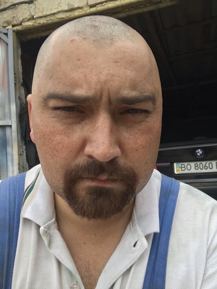  20848459  Yaroslav, 37 ,    