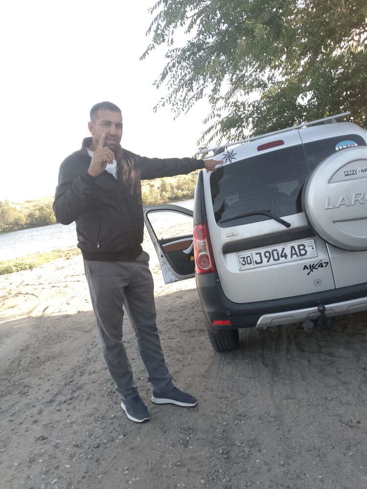  48588529  Zlya, 39 ,     
