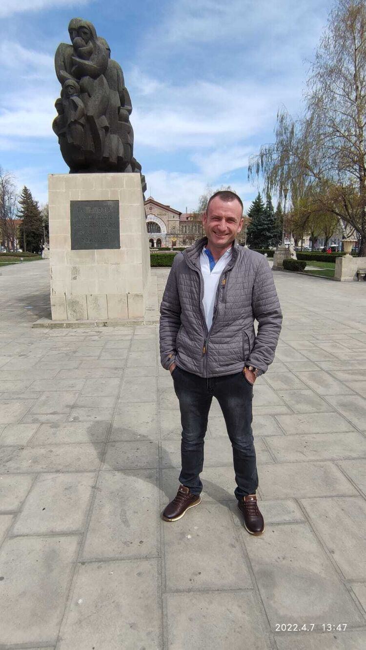  ,   Vladimir, 38 ,   ,   