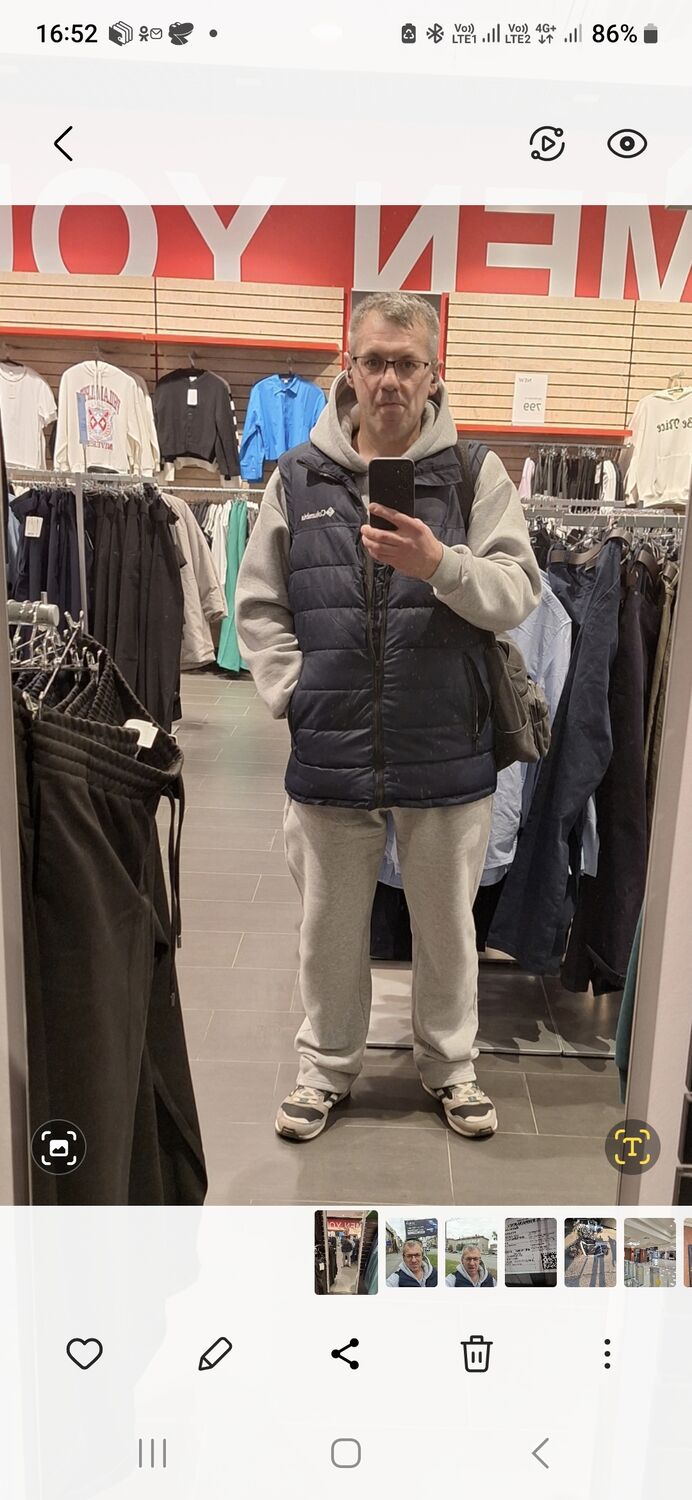  ,   ALEKSANDER, 48 ,   , 
