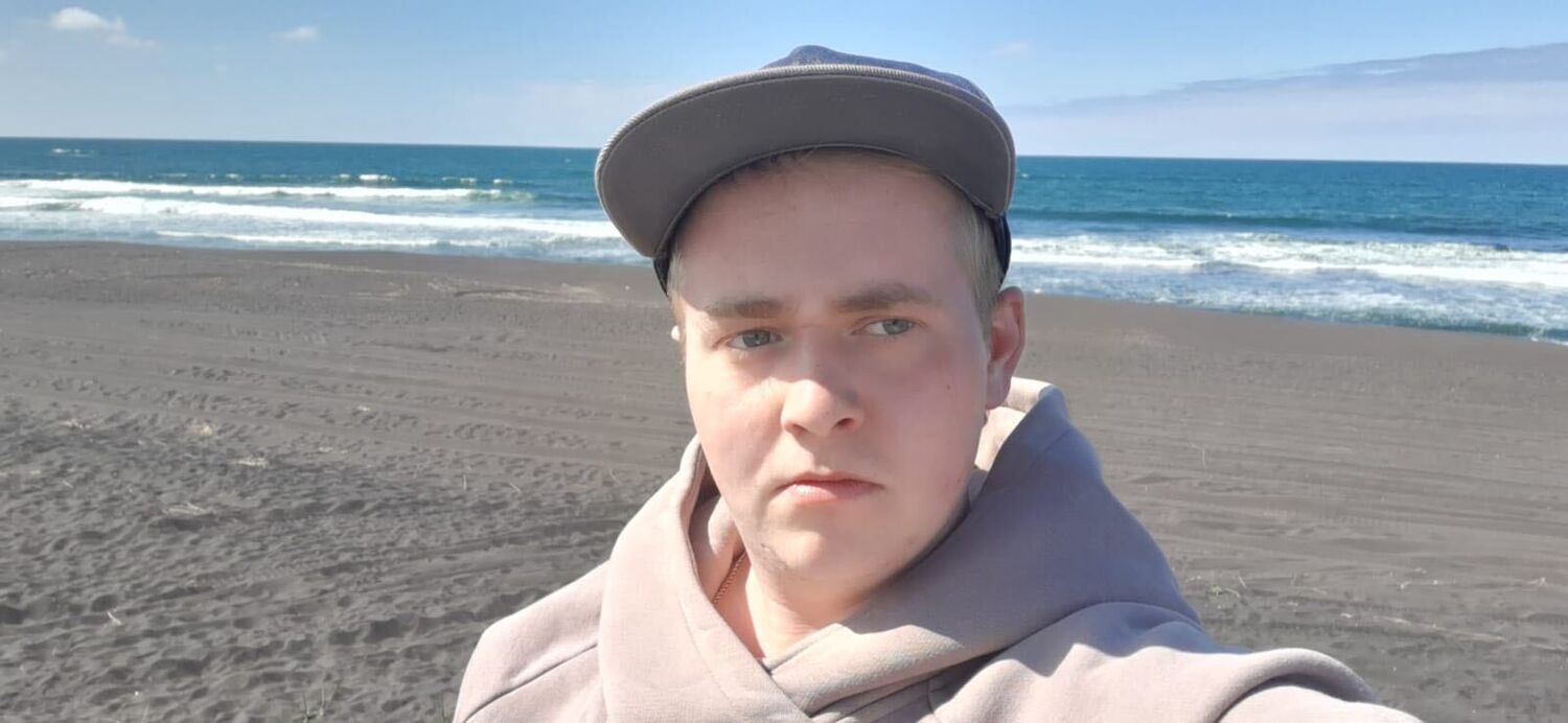  51833109  , 24 ,    -