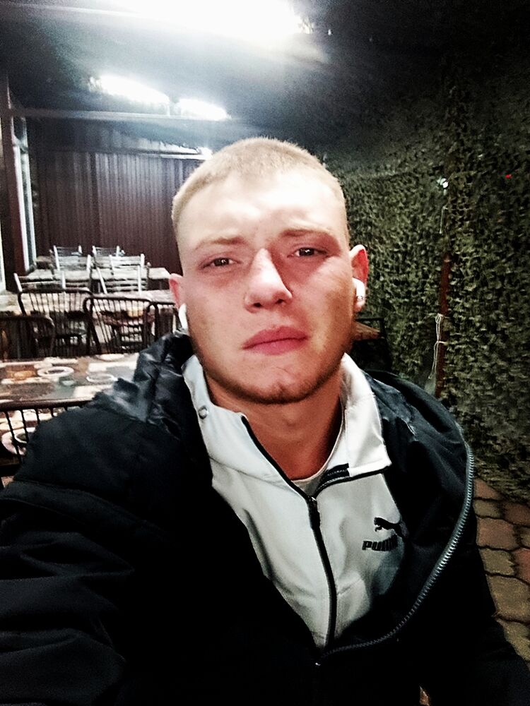  ,   Oleg, 24 ,   ,   , c 