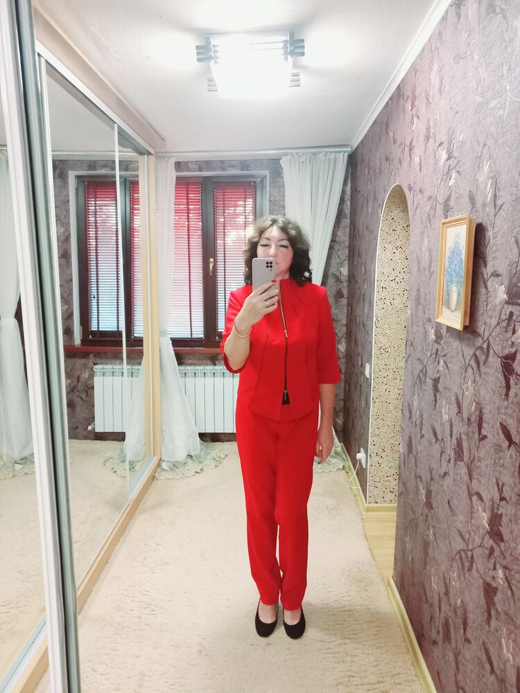  53705559  Irina, 50 ,    