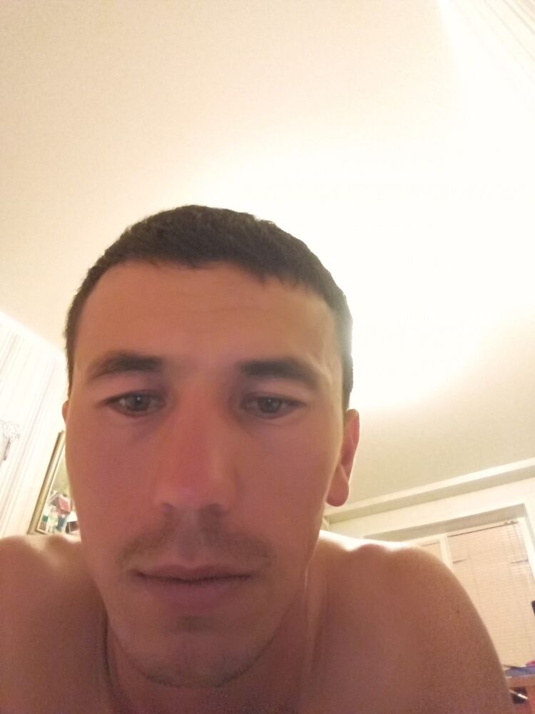  ,   Ibragim, 31 ,   