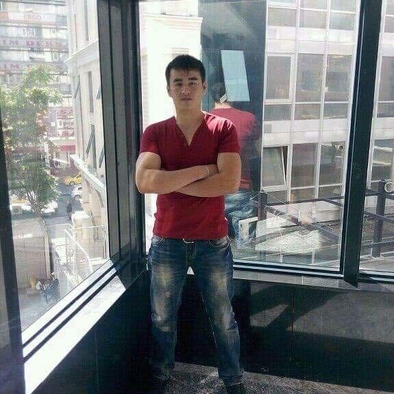  24536569  Husayn, 33 ,    