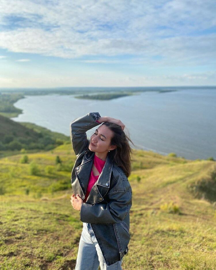 ���� 46642099 ������� ������, 24 ����, ���� ���������� � Charenton-Le-Pont