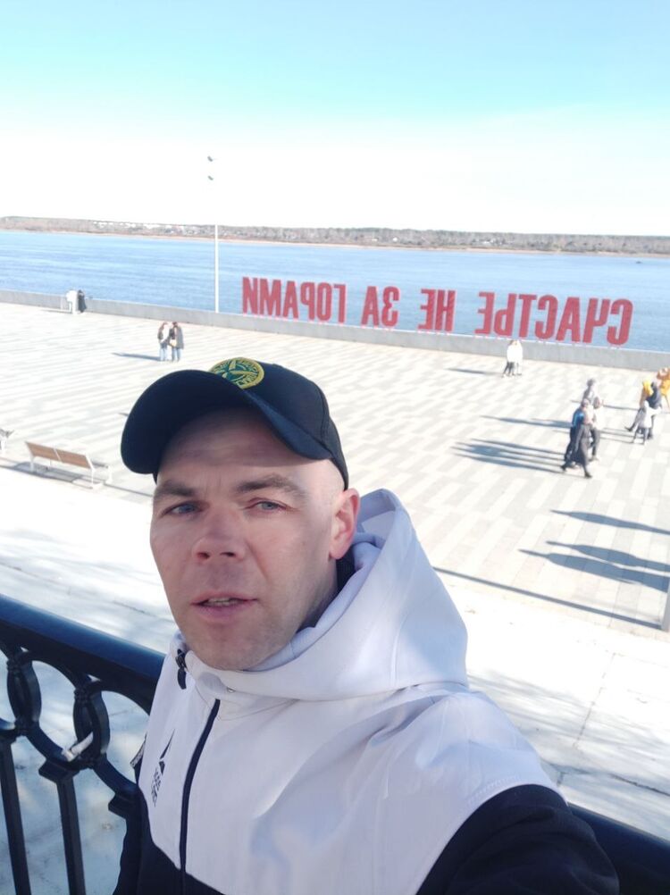  48105249  , 37 ,    