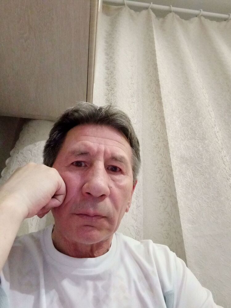  49109809  , 63 ,    