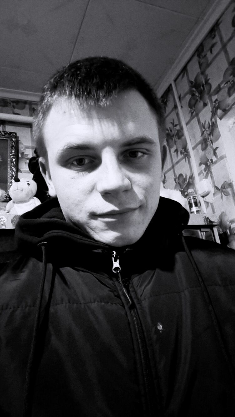  ,   Alexander, 25 ,   ,   