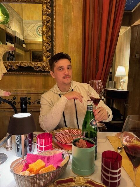  Forney,   Roman, 40 ,   ,   , c 