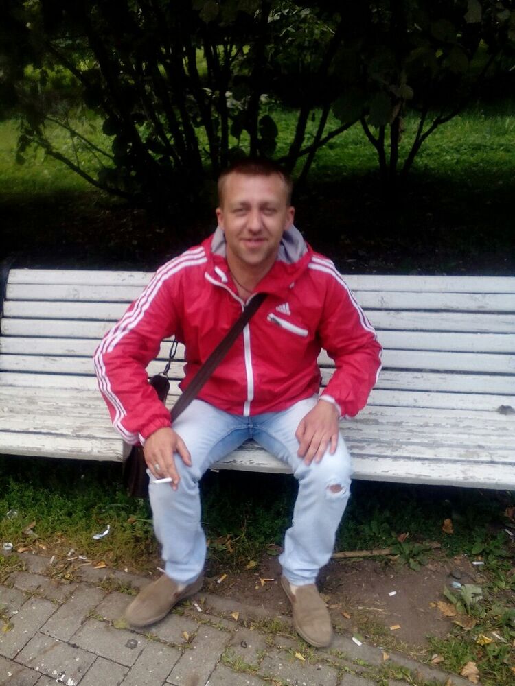  6377909  Protas, 41 ,    